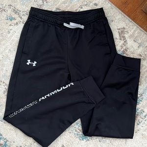 Under Armour big kids jogger size youth medium